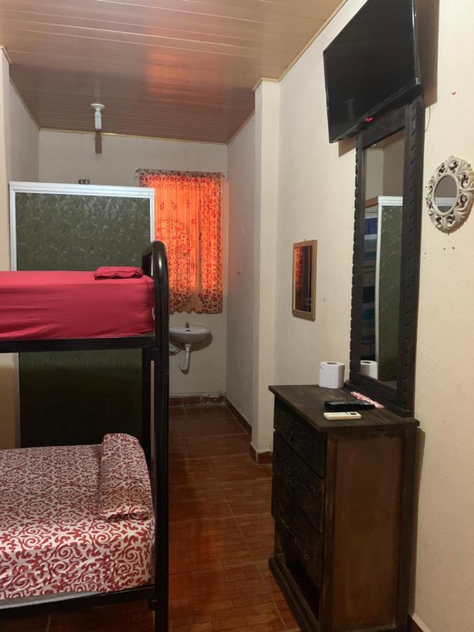 !Que Tuanis! Hotel Playas del Coco Bagian luar foto