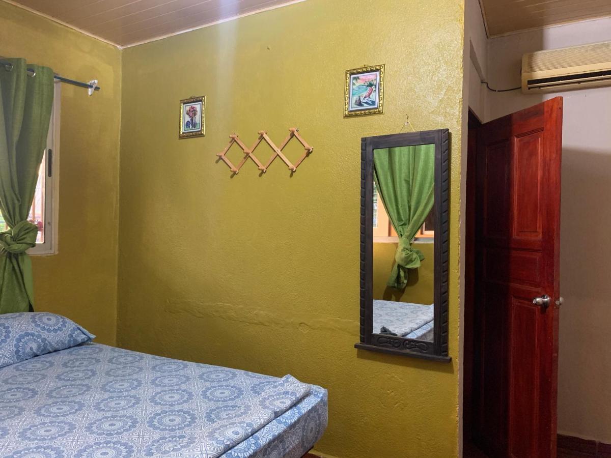 !Que Tuanis! Hotel Playas del Coco Bagian luar foto