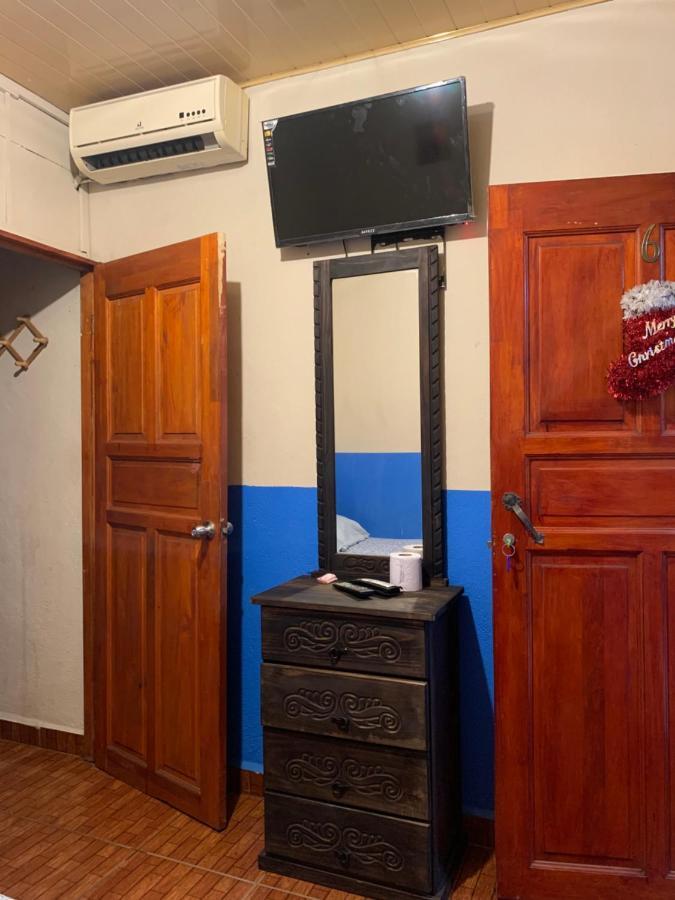 !Que Tuanis! Hotel Playas del Coco Bagian luar foto